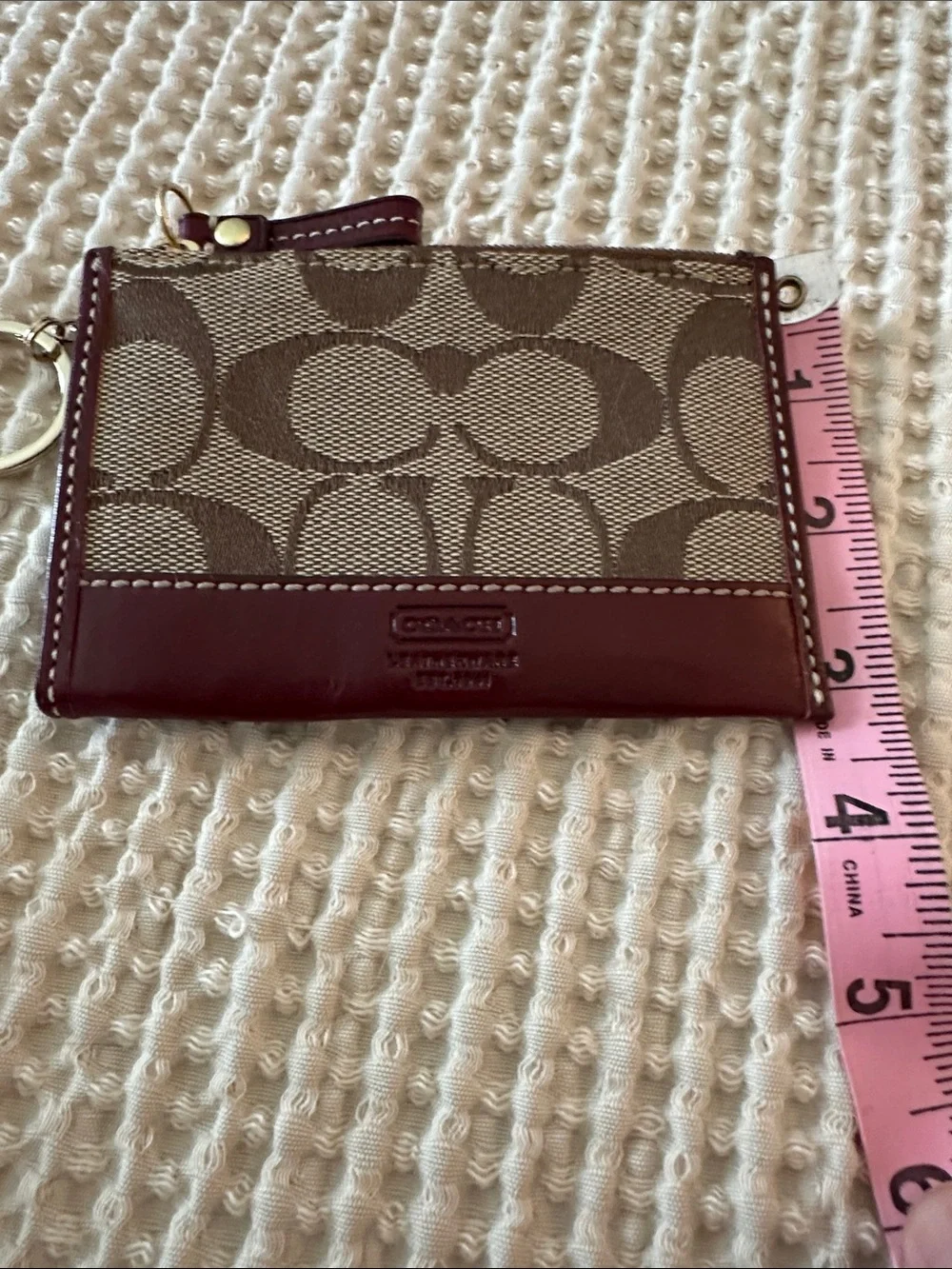 NWOT Coach Card Case Keyring in Beige and Burgundy